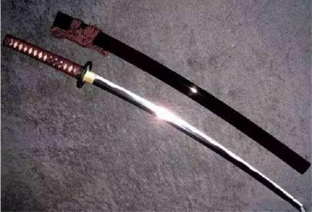 武器有妖刀村正的游戏(主角武器是妖刀村正的小说)