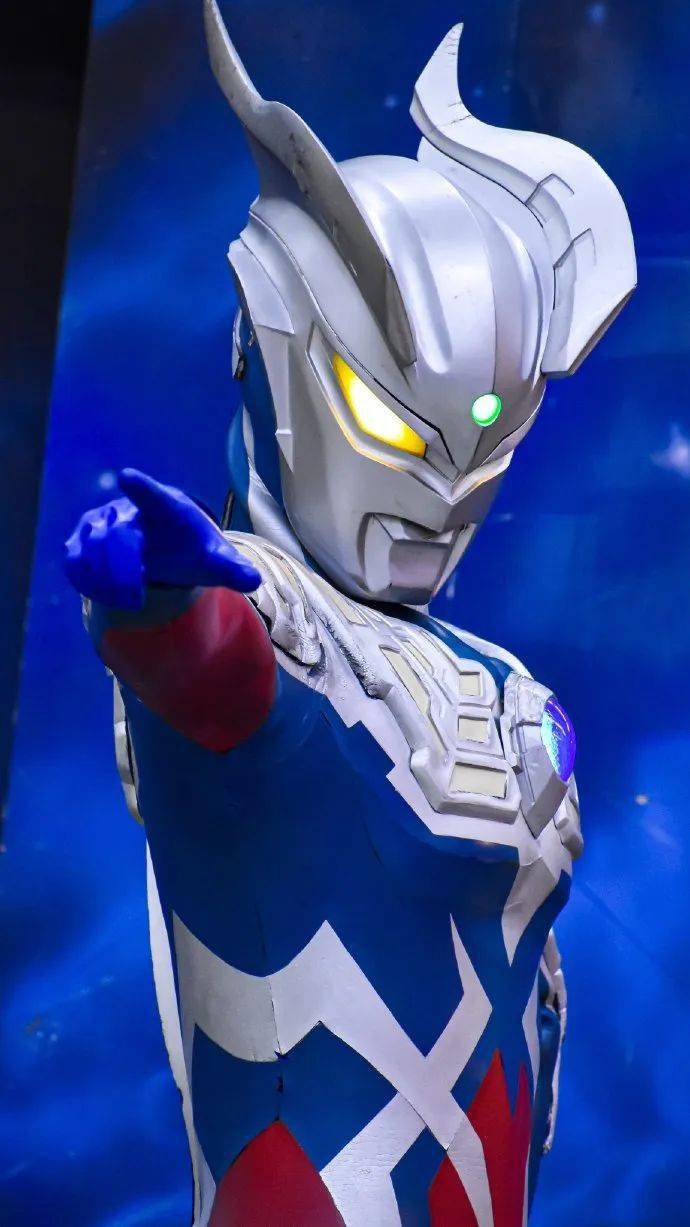 赛罗奥特曼激斗侍(赛罗奥特曼激斗外传)