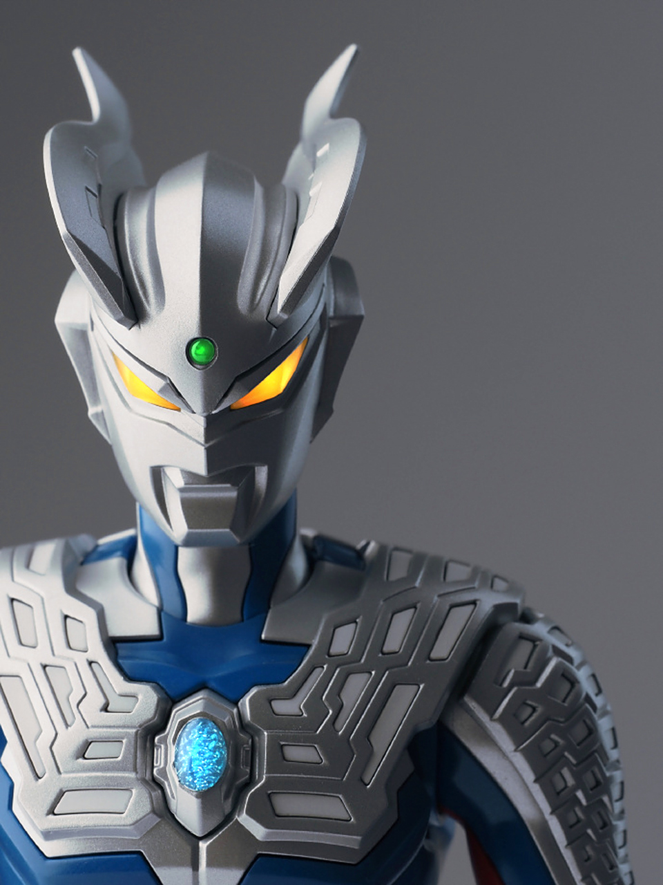 奥特曼铠甲英雄托马斯()